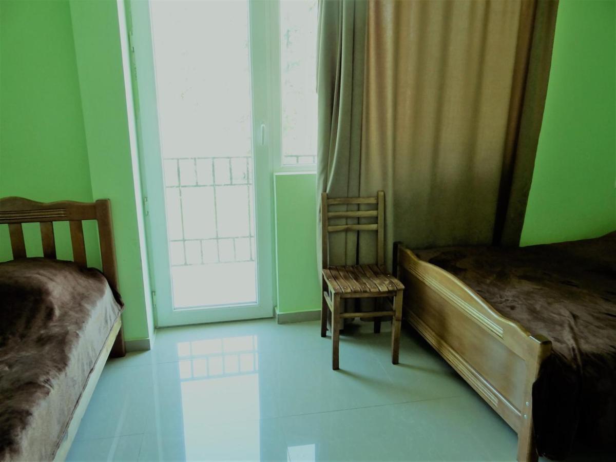 Hotel Lotus Ureki Buitenkant foto